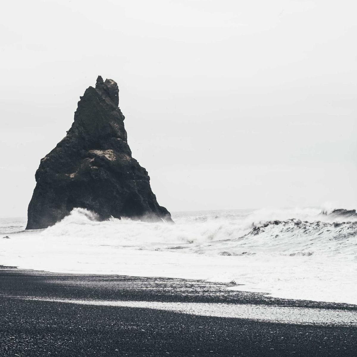 Terracotta Hand-Glazed Metro image 2